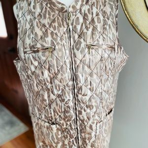 NWOT Chico’s Leopard Print Quilted Vest